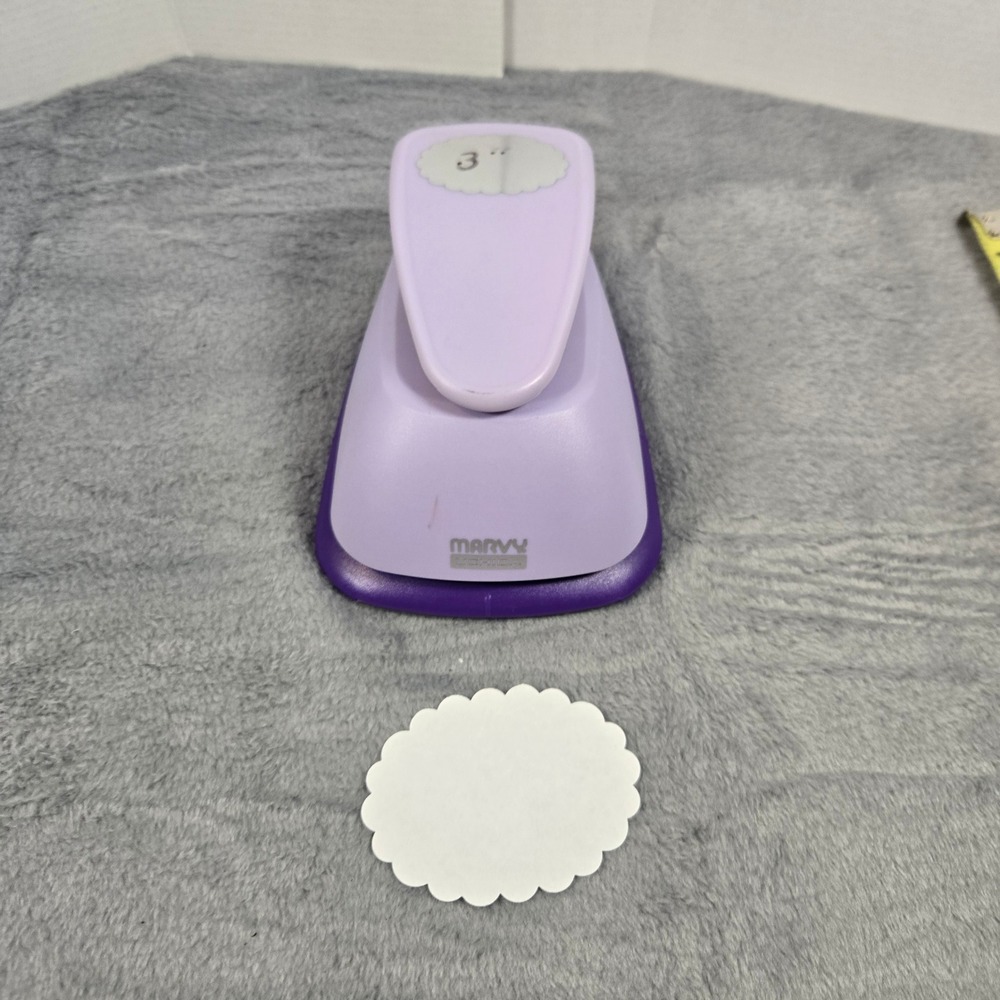 Marvy Uchida Clever Lever Extra Giga Craft Punch 3 Inch Scalloped Circle Purple